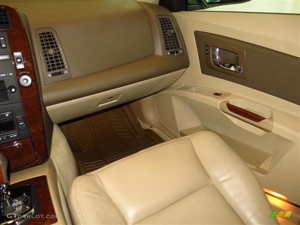 2006 CTS Sedan - Silver Smoke / Cashmere photo #13