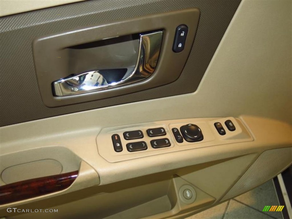 2006 CTS Sedan - Silver Smoke / Cashmere photo #15