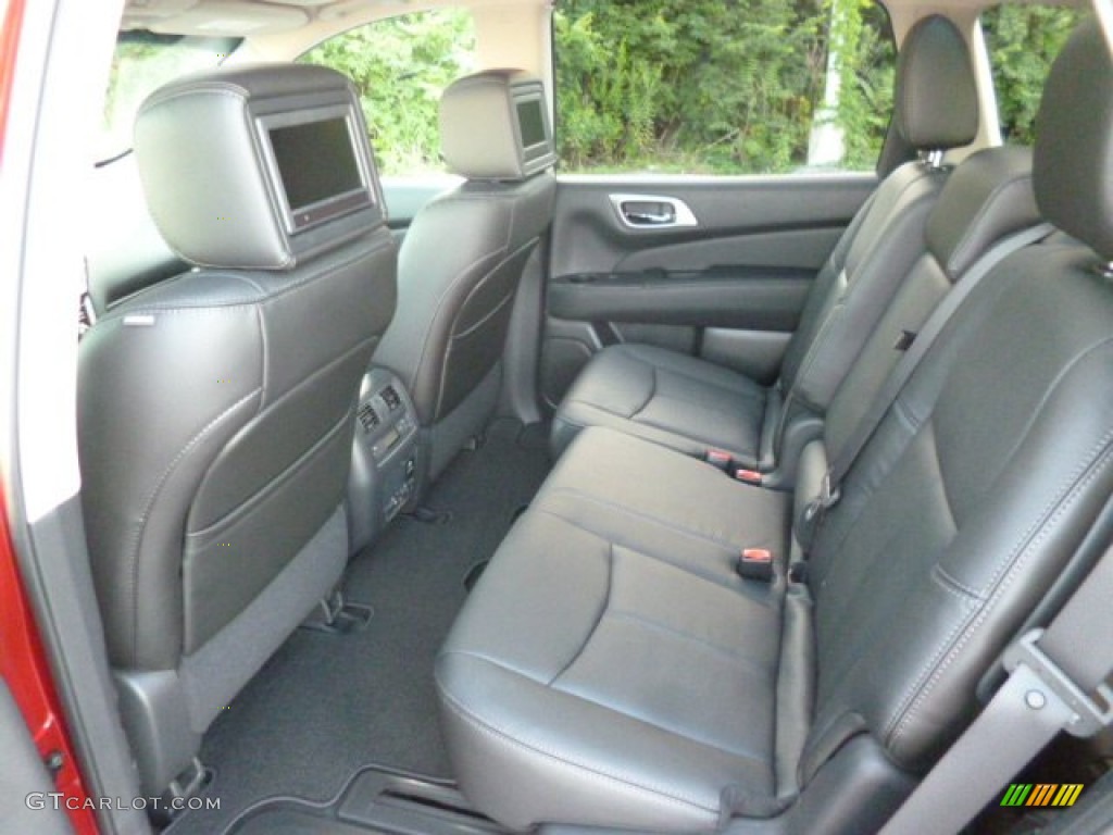 2014 Nissan Pathfinder Platinum AWD Rear Seat Photos