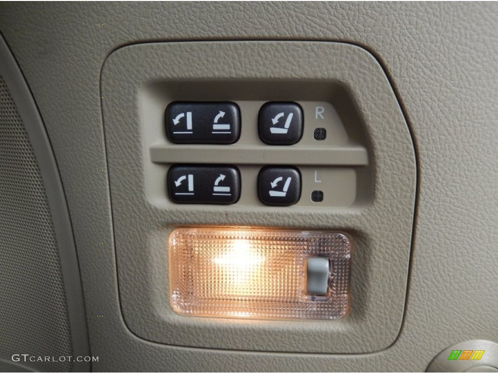 2011 Lexus LX 570 Controls Photo #83942209