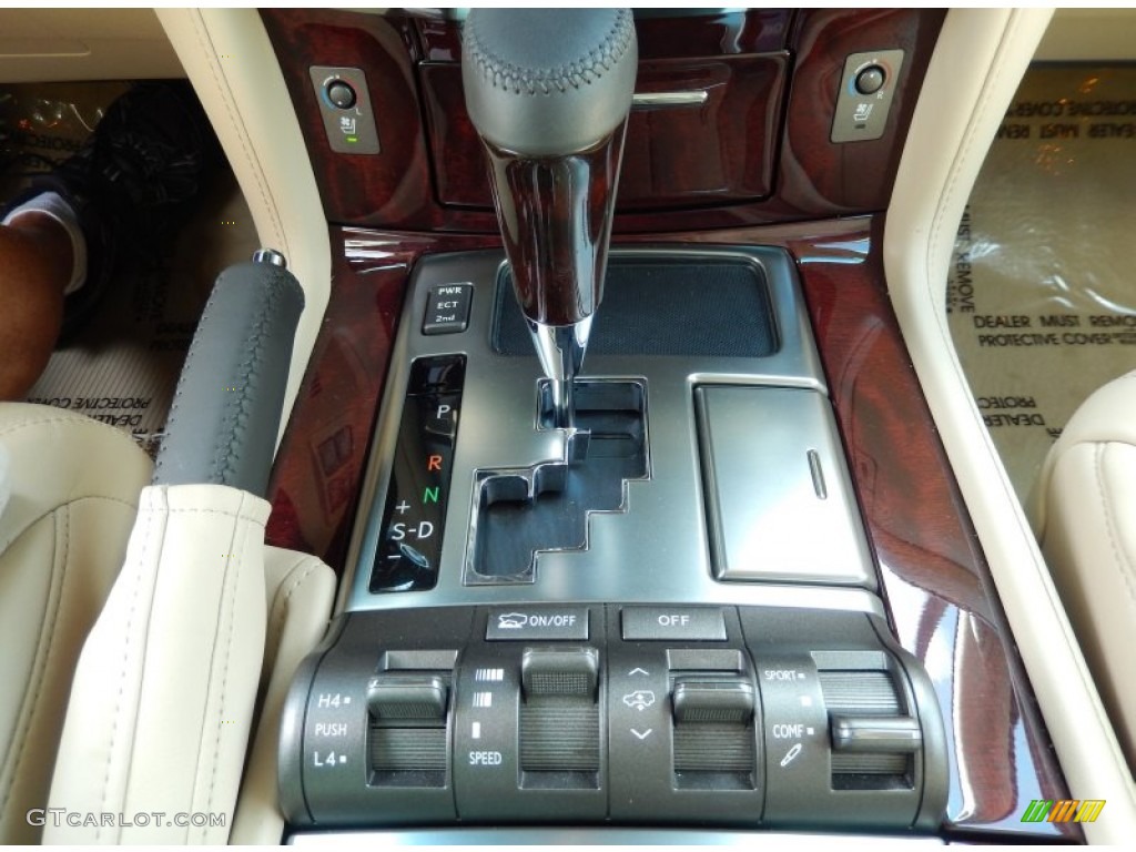 2011 Lexus LX 570 Transmission Photos