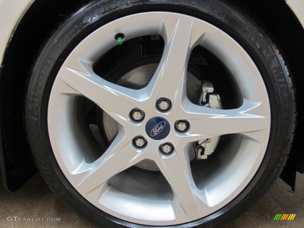 2012 Focus Titanium Sedan - White Platinum Tricoat Metallic / Charcoal Black photo #15