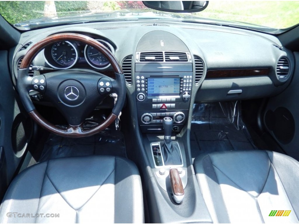 2006 Mercedes-Benz SLK 350 Roadster Black Dashboard Photo #83946274