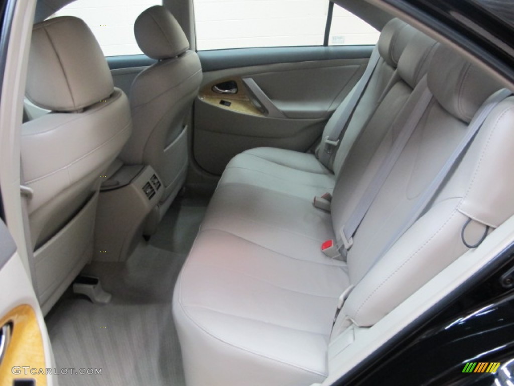 2007 Camry XLE V6 - Black / Bisque photo #19