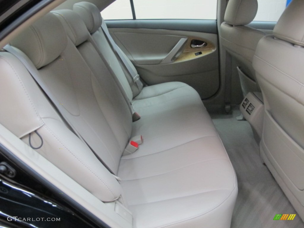 2007 Camry XLE V6 - Black / Bisque photo #21