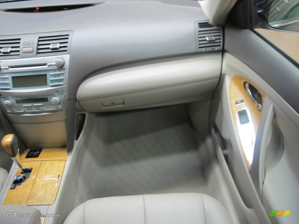 2007 Camry XLE V6 - Black / Bisque photo #27