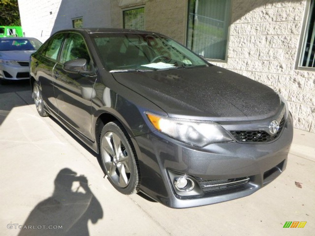 2013 Camry SE V6 - Magnetic Gray Metallic / Black/Ash photo #7