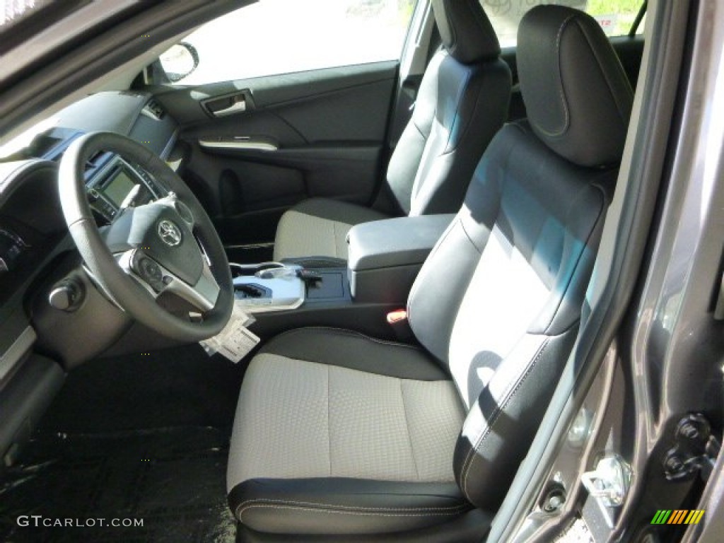 2013 Camry SE V6 - Magnetic Gray Metallic / Black/Ash photo #12