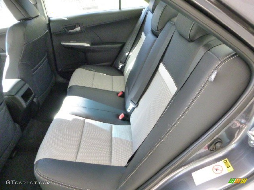 2013 Camry SE V6 - Magnetic Gray Metallic / Black/Ash photo #13