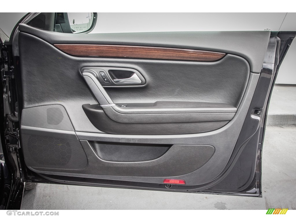 2012 Volkswagen CC Lux Plus Black Door Panel Photo #83951263
