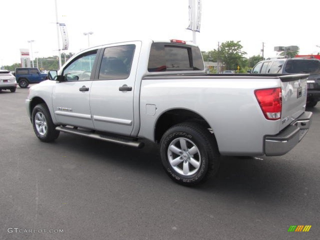 Brilliant Silver 2013 Nissan Titan SV Crew Cab 4x4 Exterior Photo #83951395