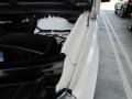 Alaska White - Range Rover V8 HSE Photo No. 48