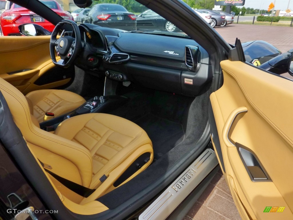 2010 Ferrari 458 Italia Beige Dashboard Photo #83952959