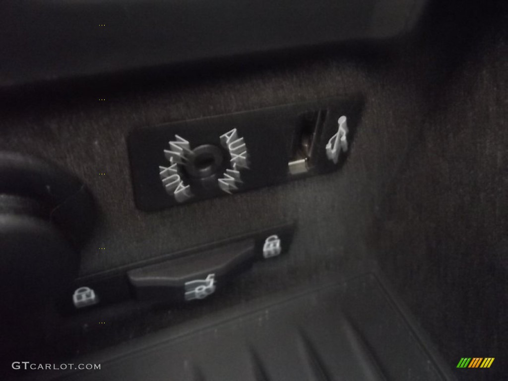 2012 6 Series 650i xDrive Convertible - Black Sapphire Metallic / Vermillion Red Nappa Leather photo #47