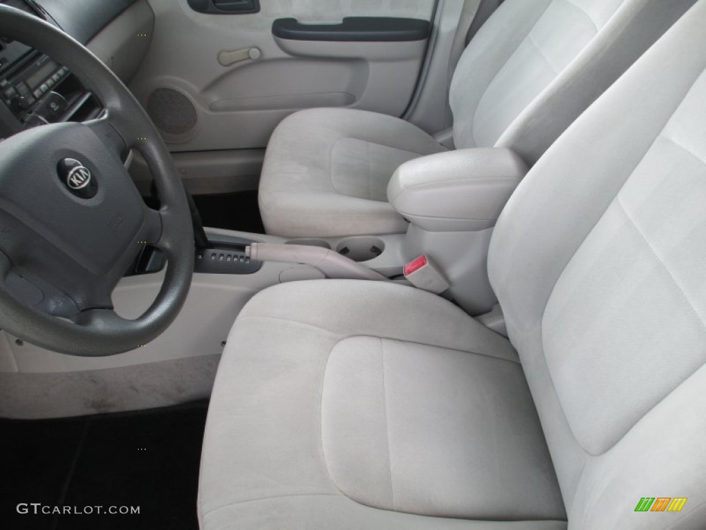 2004 Spectra LX Sedan - Clear White / Gray photo #11