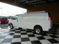 Summit White - Express 2500 Extended Commercial Van Photo No. 4