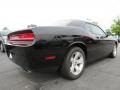 Pitch Black - Challenger SXT Photo No. 3