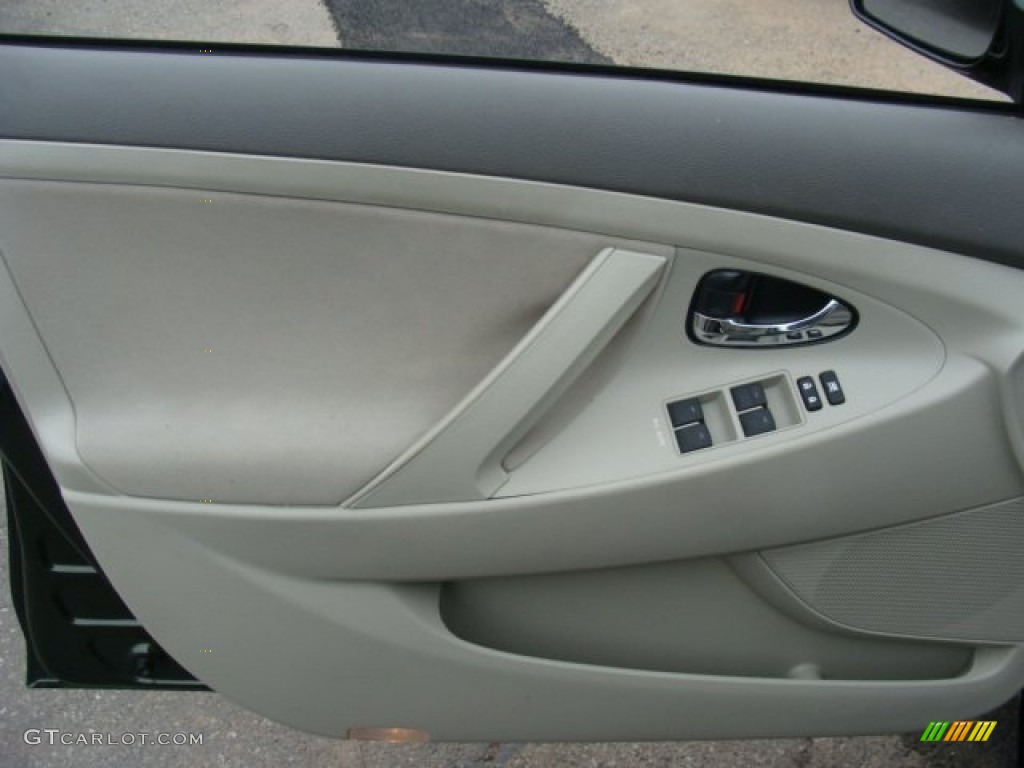 2011 Toyota Camry LE Door Panel Photos