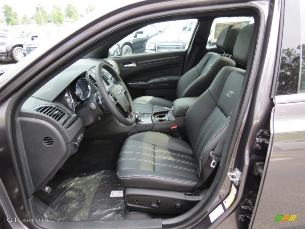 2013 Chrysler 300 S V6 Front Seat Photos