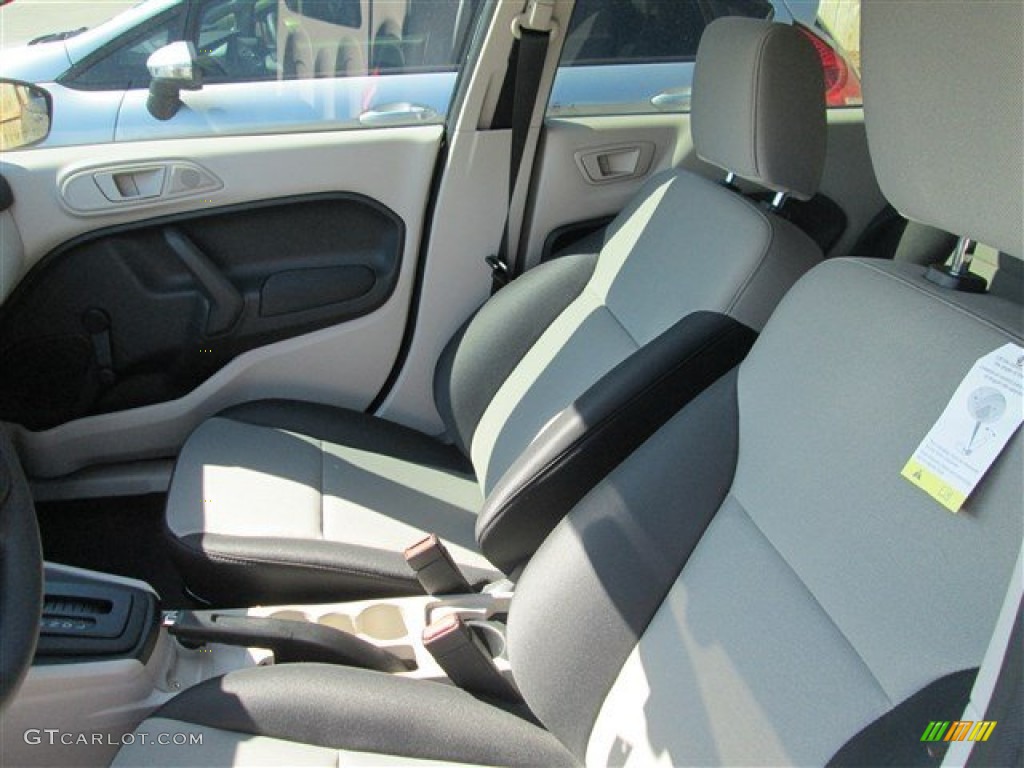 2013 Fiesta S Sedan - Tuxedo Black / Charcoal Black/Light Stone photo #8