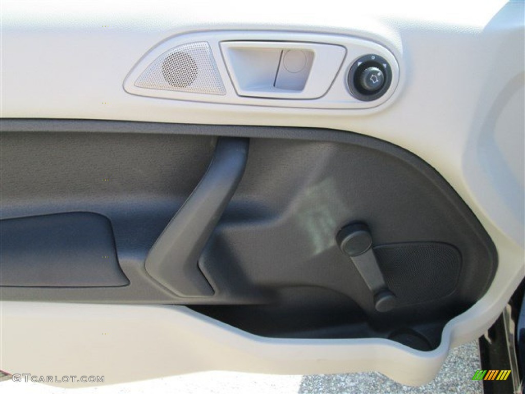 2013 Fiesta S Sedan - Tuxedo Black / Charcoal Black/Light Stone photo #11