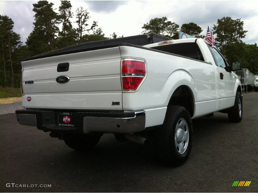 2010 F150 XLT Regular Cab - Oxford White / Medium Stone photo #12