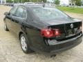 Black Uni - Jetta SE Sedan Photo No. 7