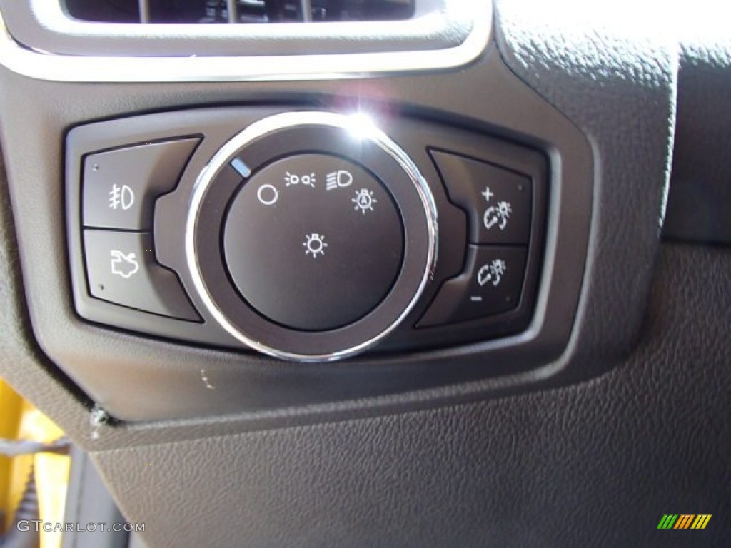 2014 Ford Focus ST Hatchback Controls Photo #83961735