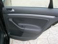 Black Uni - Jetta SE Sedan Photo No. 32
