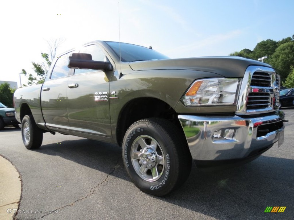2013 2500 SLT Crew Cab 4x4 - Prairie Pearl / Black/Diesel Gray photo #4