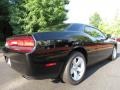 Pitch Black - Challenger SXT Photo No. 3