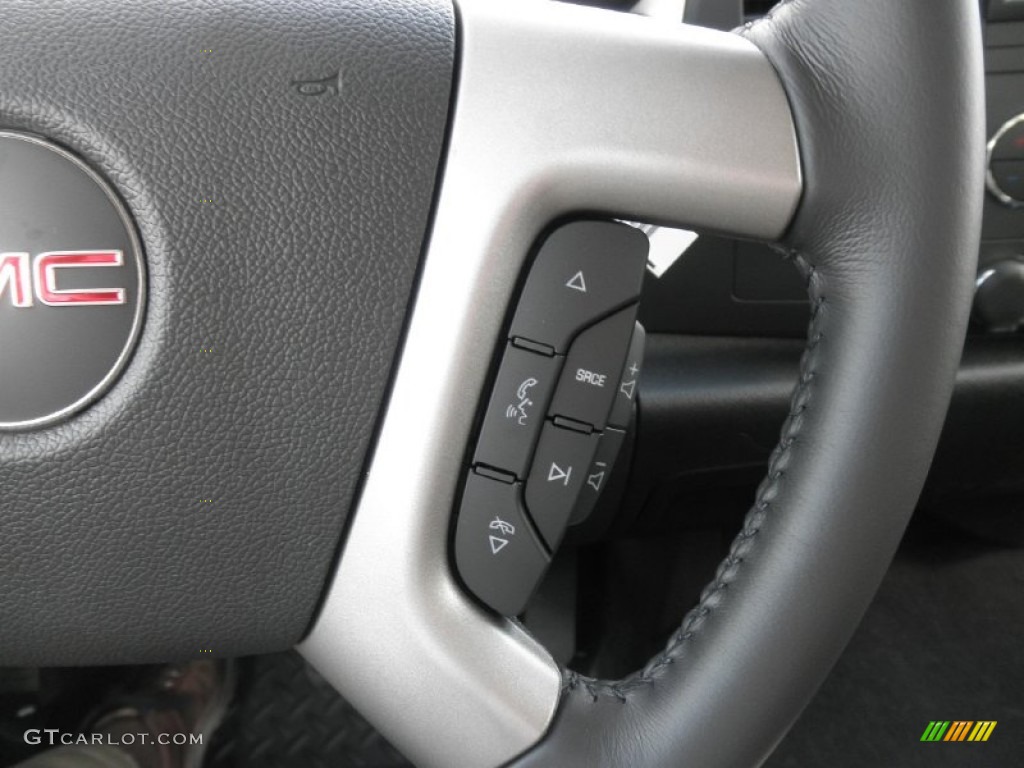 2014 GMC Sierra 2500HD SLE Crew Cab 4x4 Controls Photo #83964072