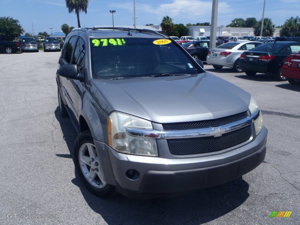 2005 Equinox LT - Dark Silver Metallic / Light Gray photo #1