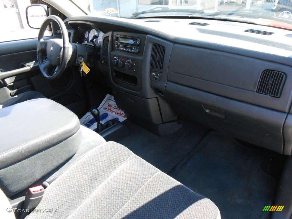 2005 Ram 1500 SLT Regular Cab 4x4 - Flame Red / Dark Slate Gray photo #12