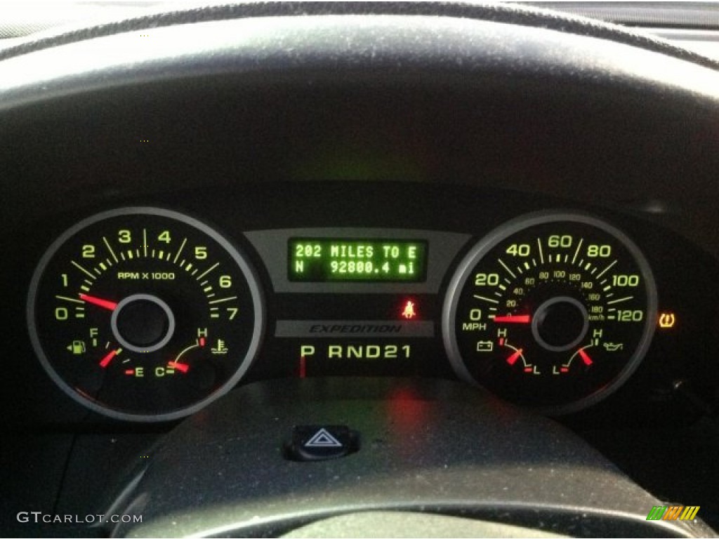 2006 Ford Expedition XLT Gauges Photos