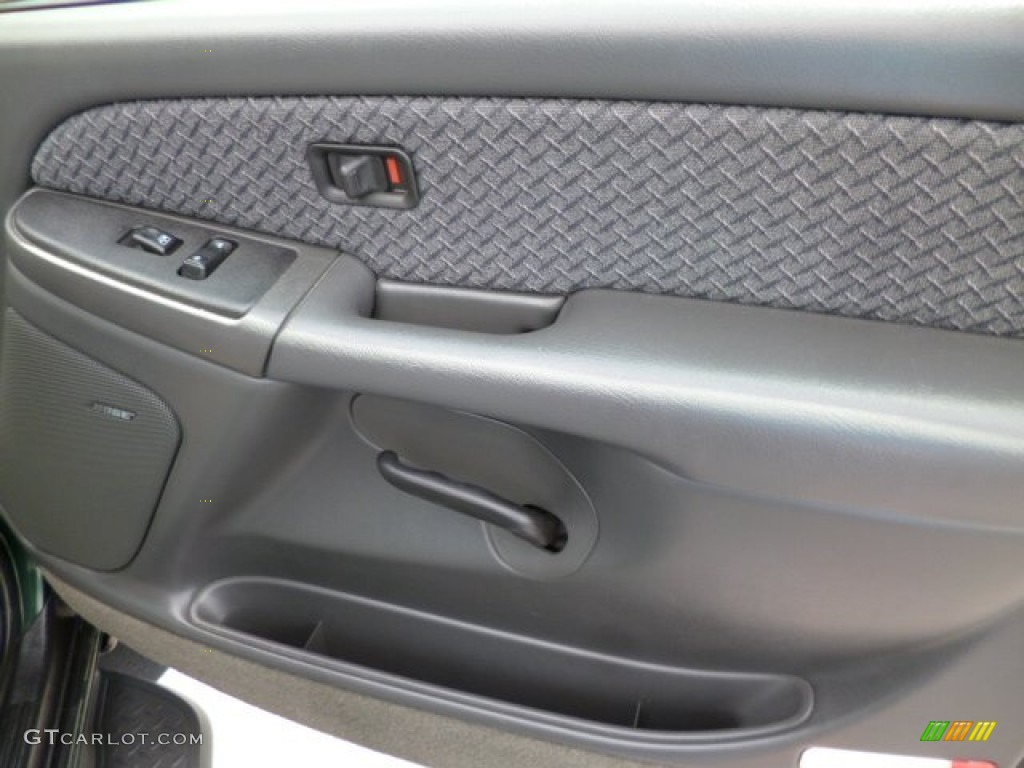 2003 Avalanche 1500 Z71 4x4 - Dark Green Metallic / Dark Charcoal photo #11