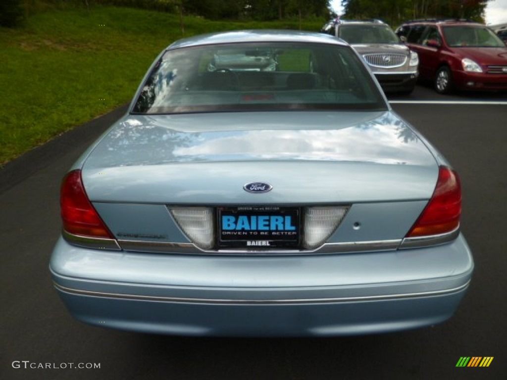 2000 Crown Victoria LX Sedan - Light Blue Metallic / Dark Denim Blue photo #6