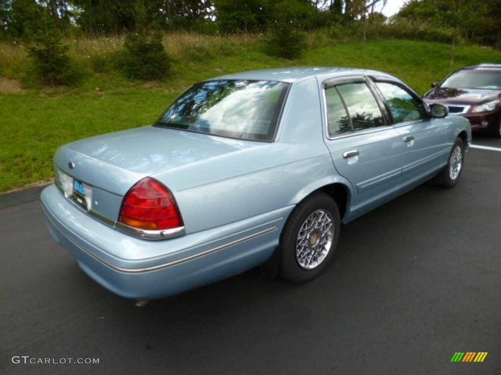 2000 Crown Victoria LX Sedan - Light Blue Metallic / Dark Denim Blue photo #7