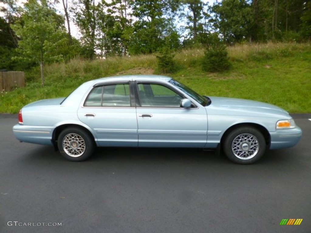 2000 Crown Victoria LX Sedan - Light Blue Metallic / Dark Denim Blue photo #8