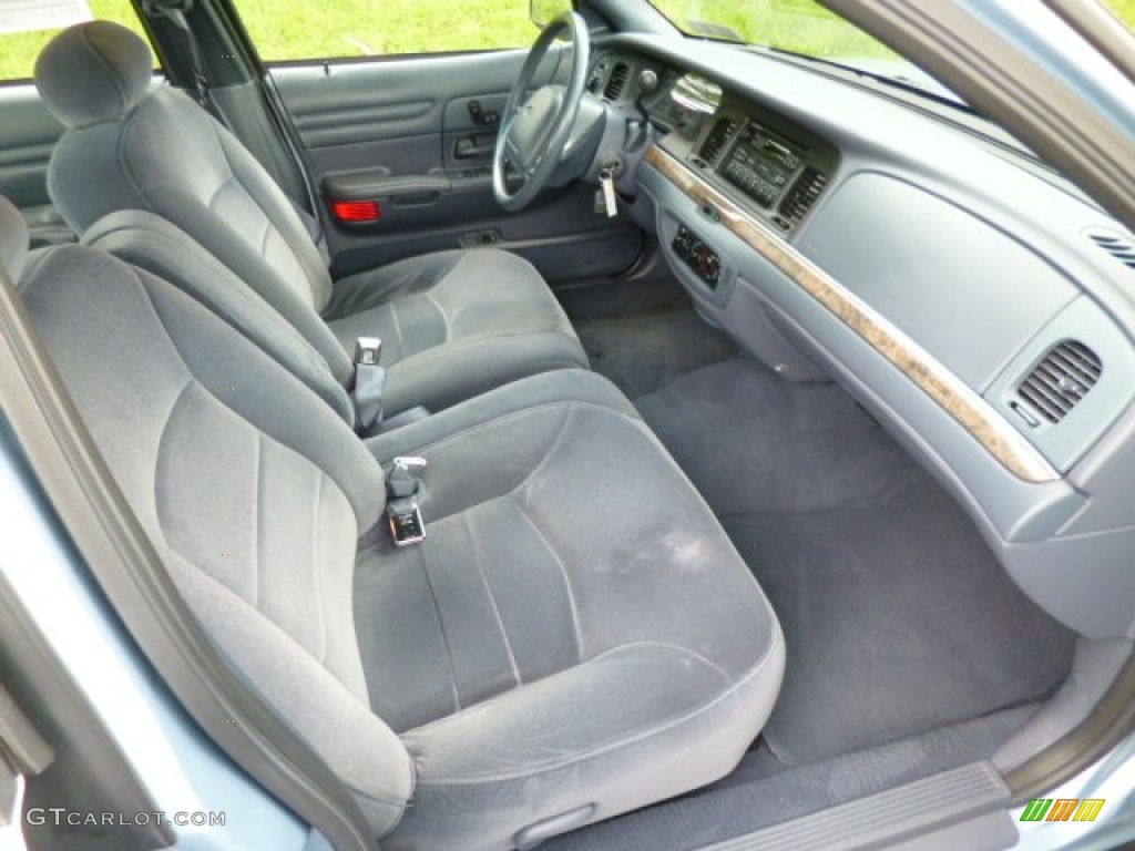 2000 Crown Victoria LX Sedan - Light Blue Metallic / Dark Denim Blue photo #10