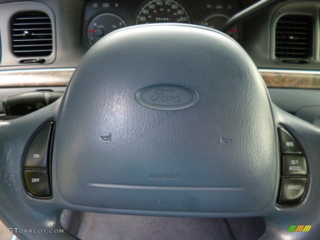 2000 Crown Victoria LX Sedan - Light Blue Metallic / Dark Denim Blue photo #18