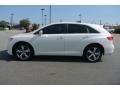 Blizzard Pearl White - Venza V6 Photo No. 3