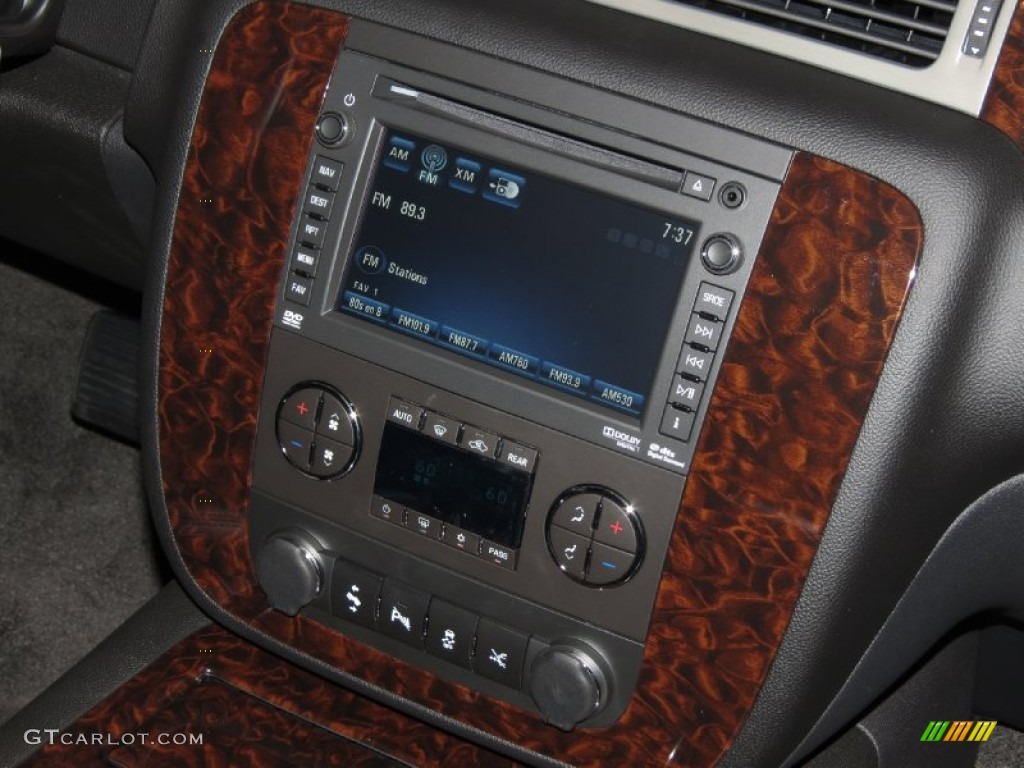 2014 GMC Yukon Denali AWD Controls Photo #83973036