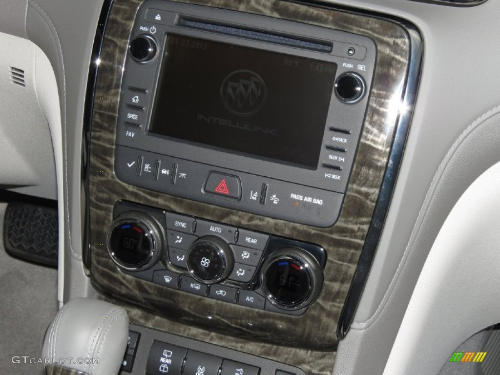 2014 Buick Enclave Premium Controls Photo #83973780