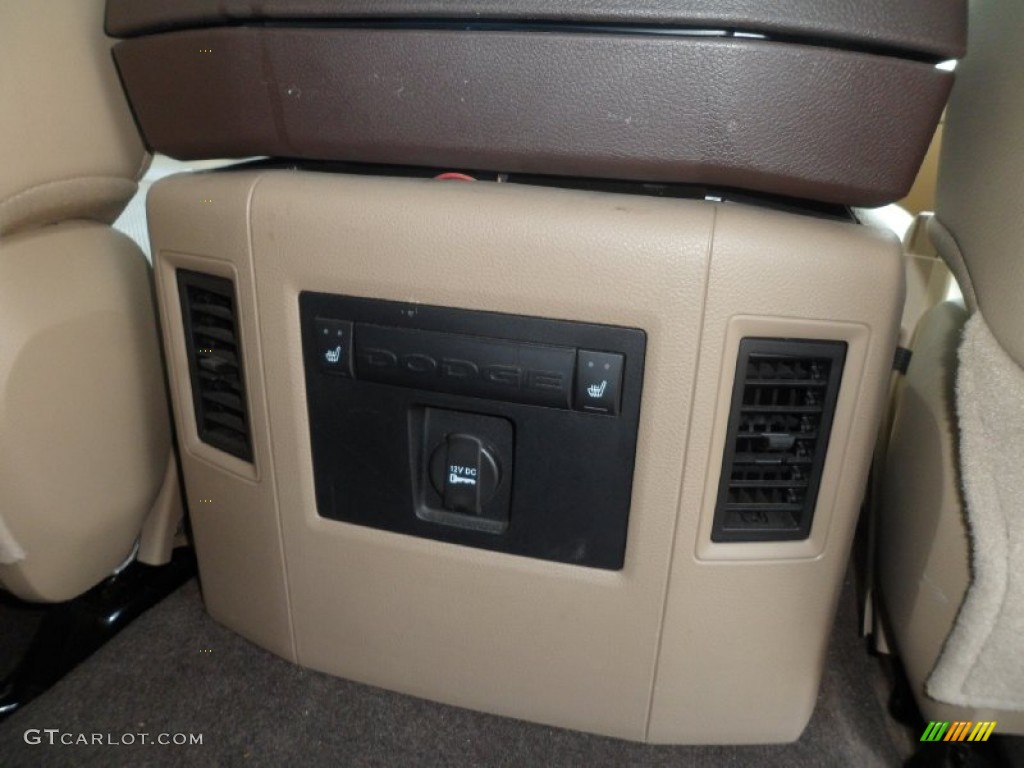 2011 Ram 3500 HD Laramie Crew Cab 4x4 Dually - Mineral Gray Metallic / Light Pebble Beige/Bark Brown photo #24