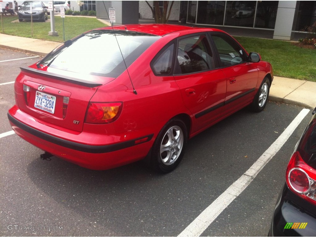 2003 Elantra GT Hatchback - Rally Red / Dark Gray photo #4