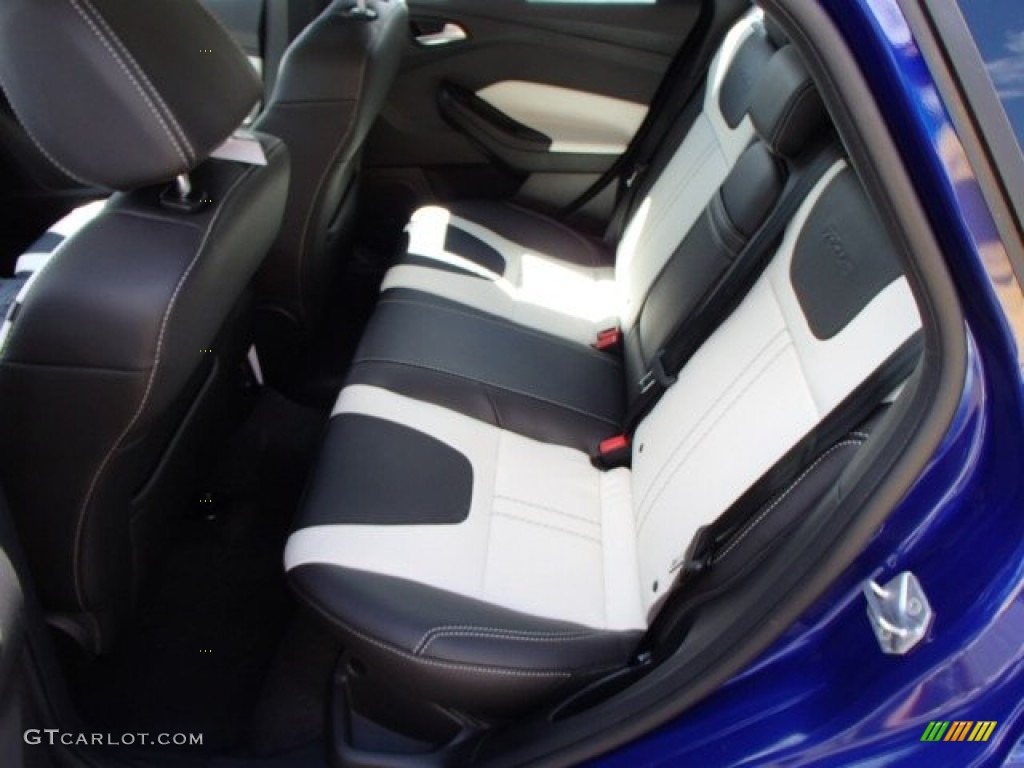 2014 Focus Titanium Hatchback - Performance Blue / Arctic White photo #11