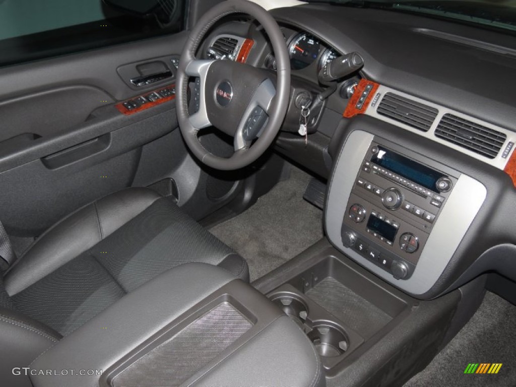 2013 Yukon XL SLT - Onyx Black / Ebony photo #5