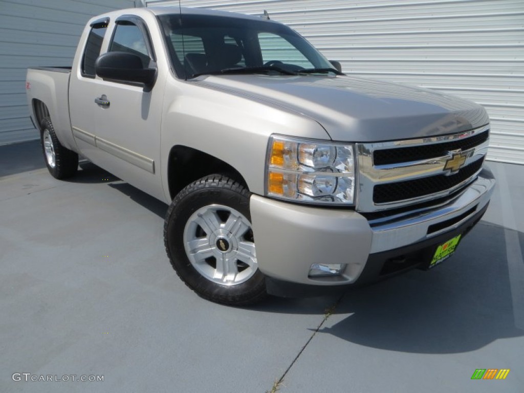 2009 Silverado 1500 LT Extended Cab 4x4 - Silver Birch Metallic / Ebony photo #2