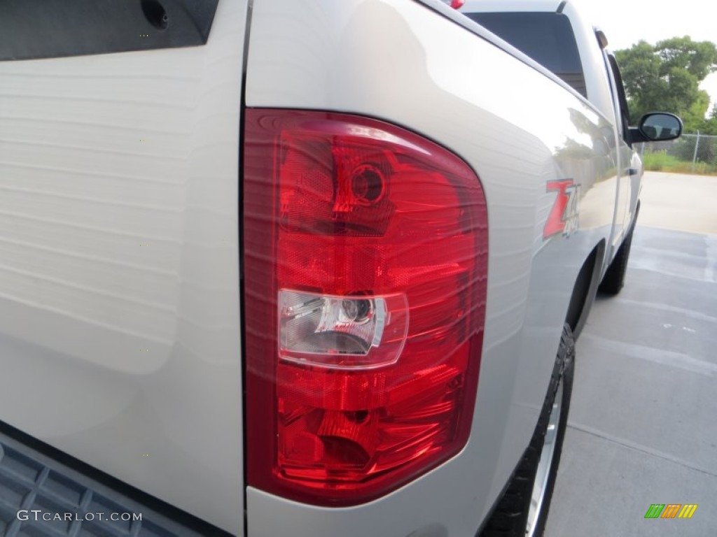 2009 Silverado 1500 LT Extended Cab 4x4 - Silver Birch Metallic / Ebony photo #18